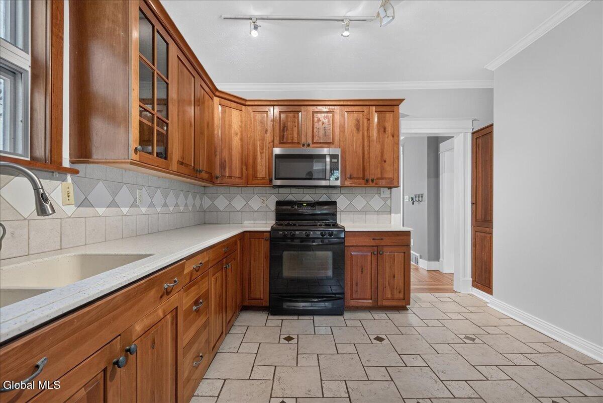 12 Cornelius Avenue Niskayuna NY 12309