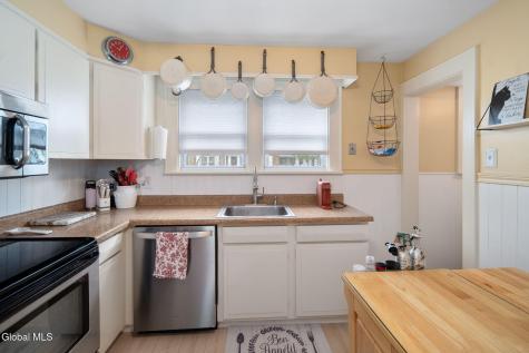 2501 1st Avenue Schenectady NY 12303