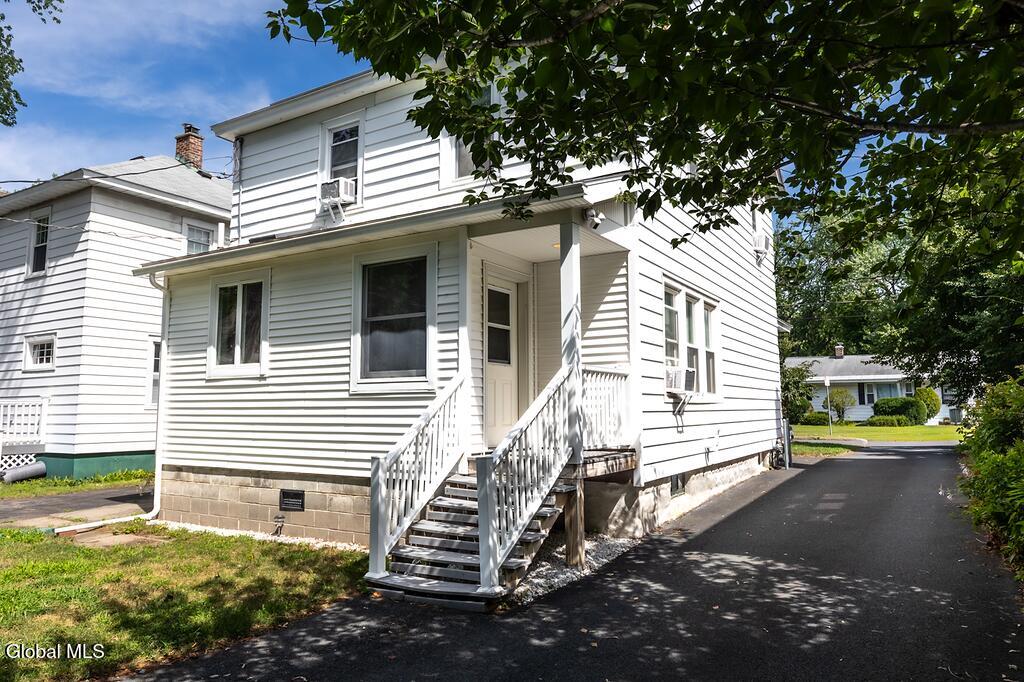 12 Clermont Street Albany NY 12203