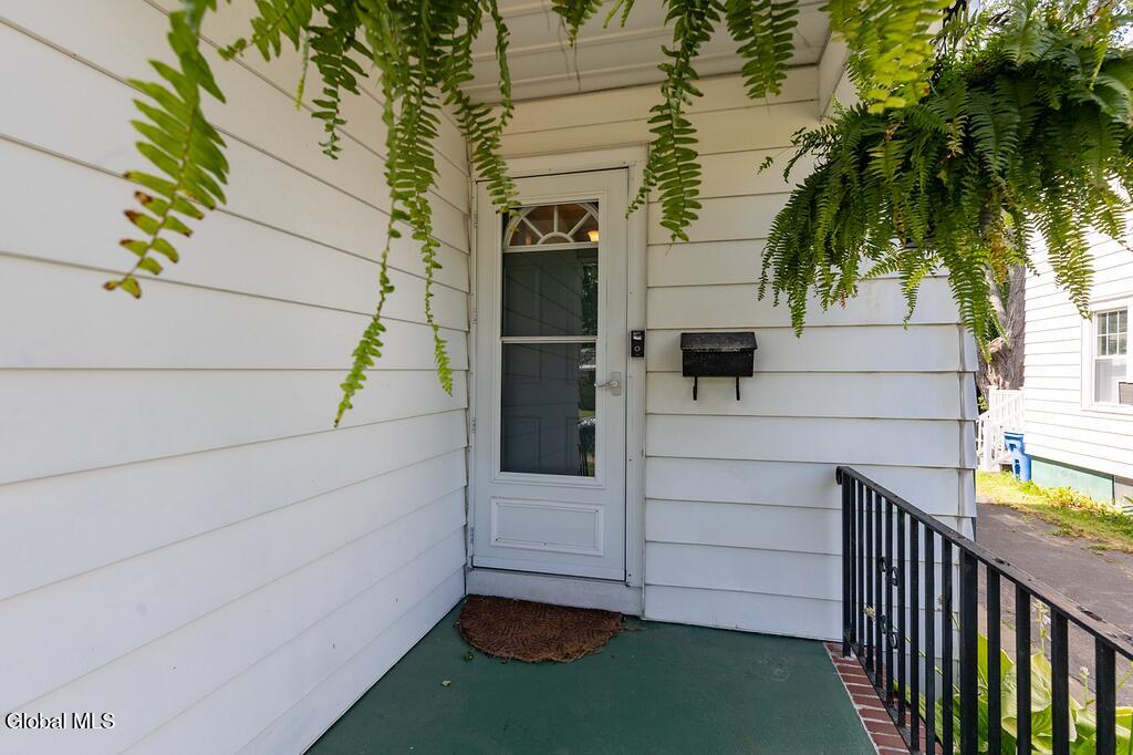 12 Clermont Street Albany NY 12203