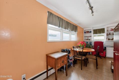 1648 Randolph Road Schenectady NY 12308