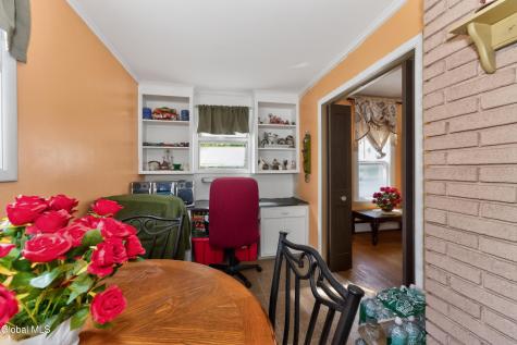 1648 Randolph Road Schenectady NY 12308
