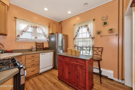 1648 Randolph Road Schenectady NY 12308