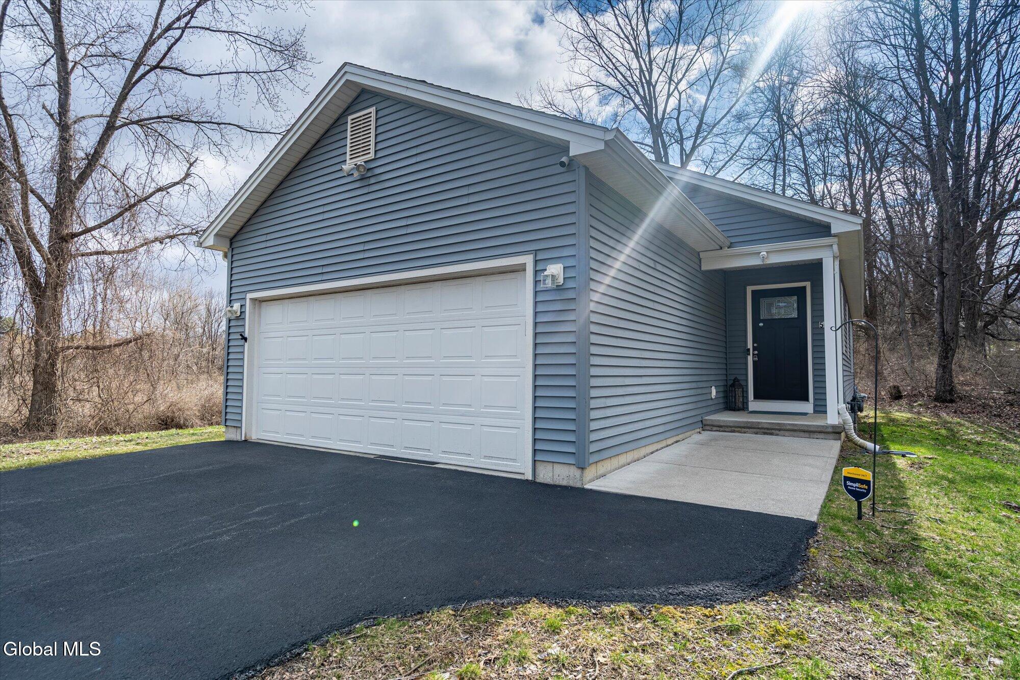 56 Meadowbrook Road Queensbury NY 12804