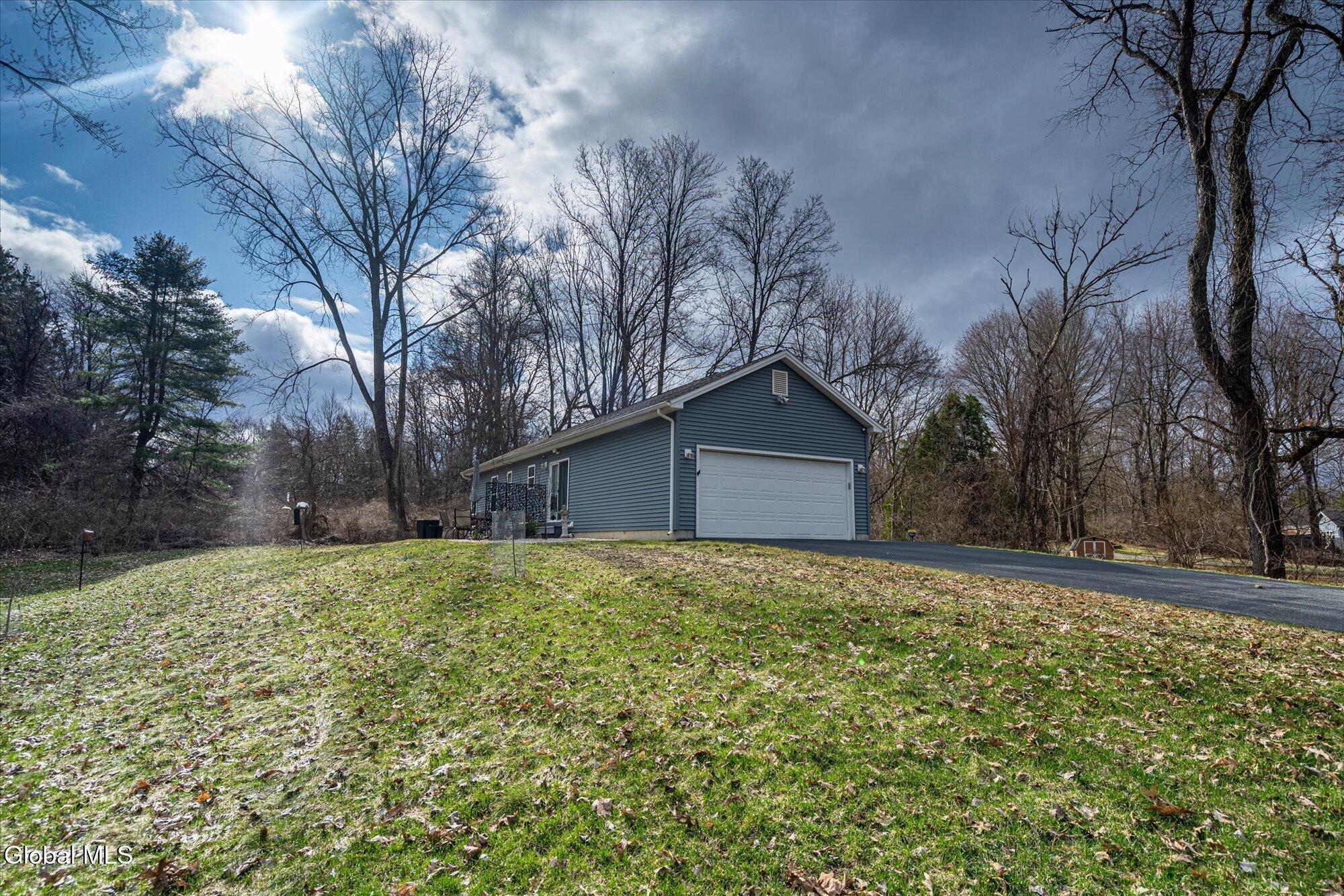 56 Meadowbrook Road Queensbury NY 12804