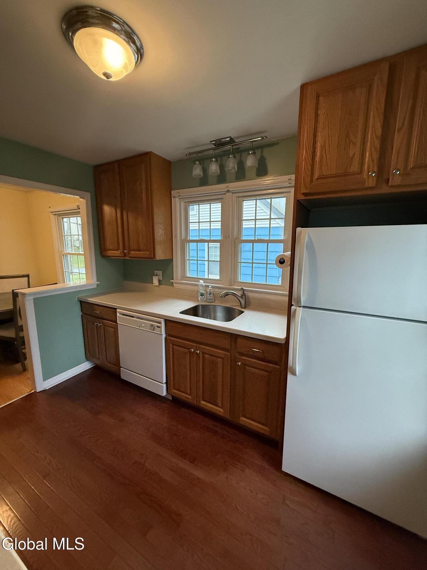 40 Hillcrest Avenue Albany NY 12203