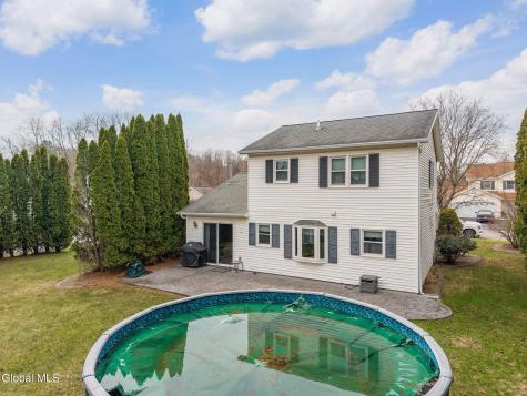 2 Cartwheel Drive Scotia NY 12302