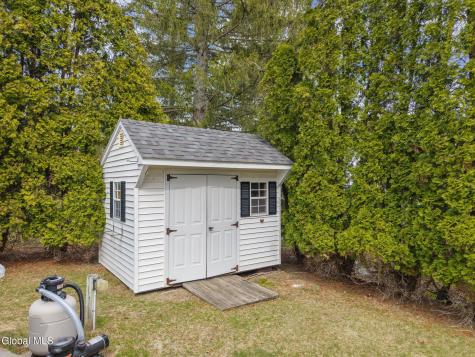 2 Cartwheel Drive Scotia NY 12302