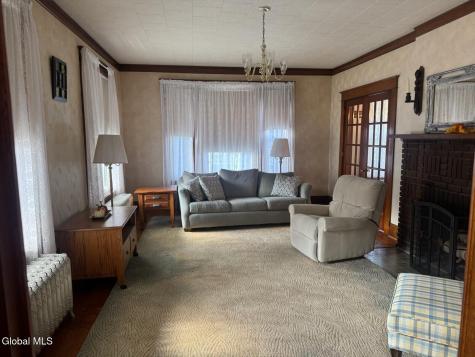 7 Fifth Avenue Gloversville NY 12078