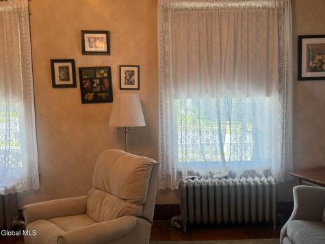 7 Fifth Avenue Gloversville NY 12078