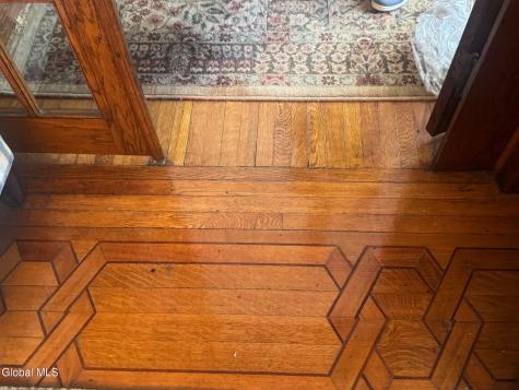 7 Fifth Avenue Gloversville NY 12078