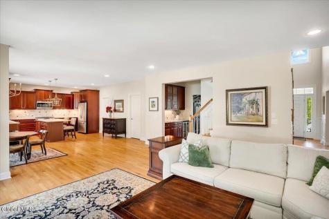 18 Tipperary Way Ballston Lake NY 12019