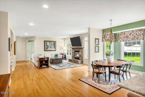18 Tipperary Way Ballston Lake NY 12019