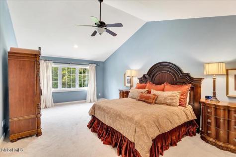 18 Tipperary Way Ballston Lake NY 12019