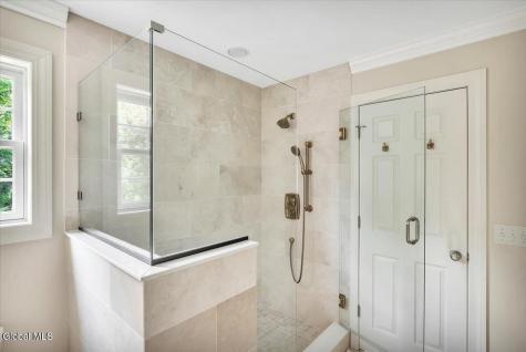 18 Tipperary Way Ballston Lake NY 12019