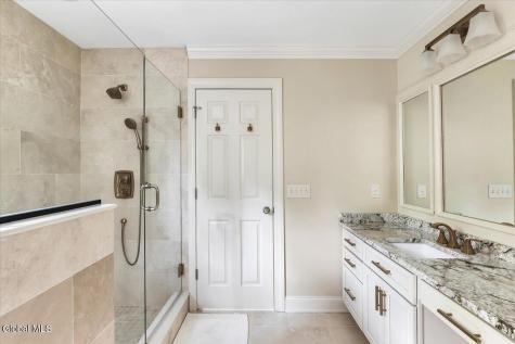 18 Tipperary Way Ballston Lake NY 12019