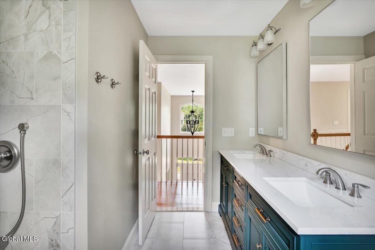 18 Tipperary Way Ballston Lake NY 12019