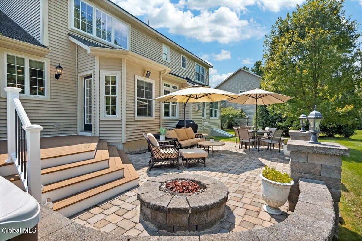 18 Tipperary Way Ballston Lake NY 12019