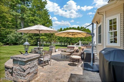 18 Tipperary Way Ballston Lake NY 12019