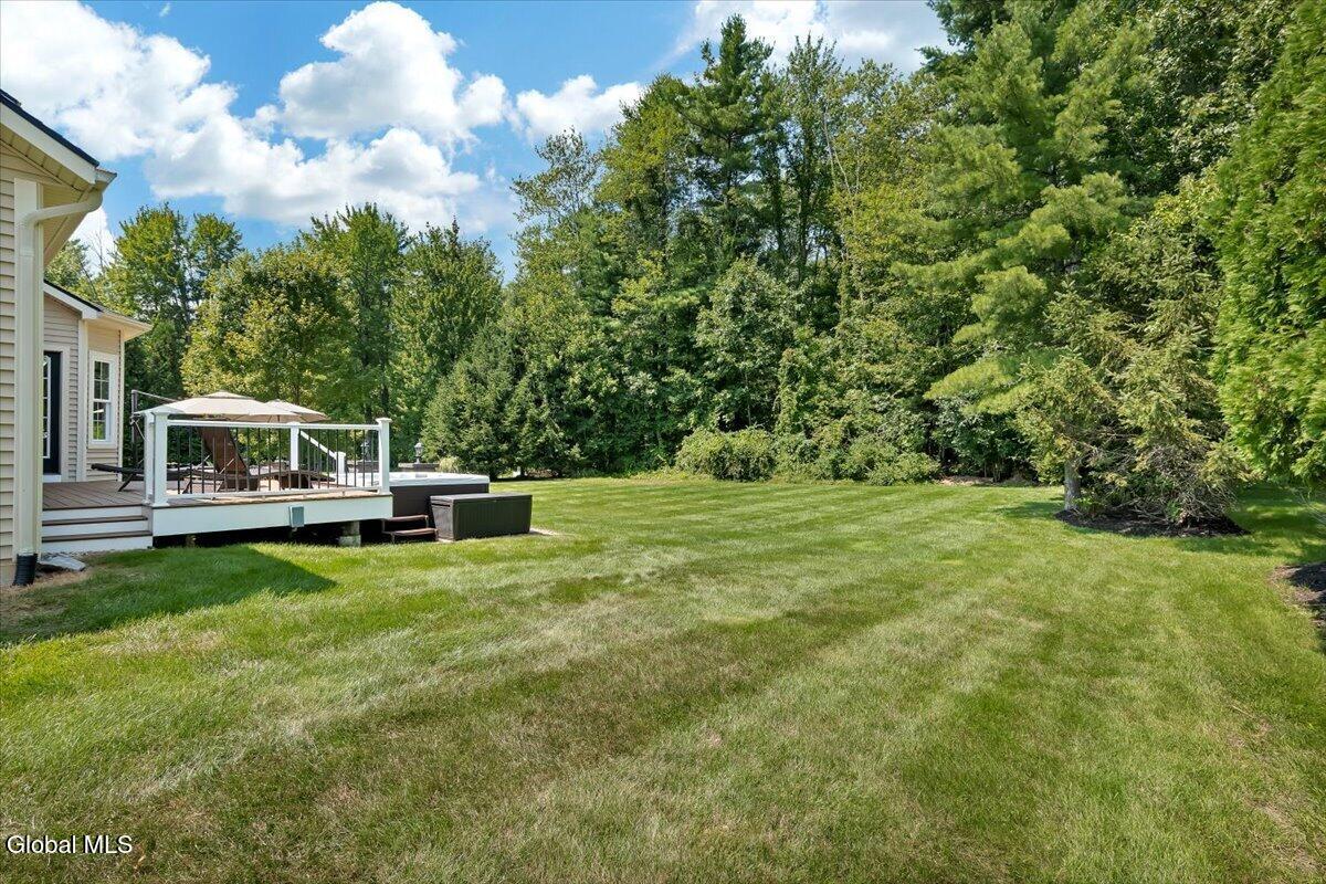 18 Tipperary Way Ballston Lake NY 12019