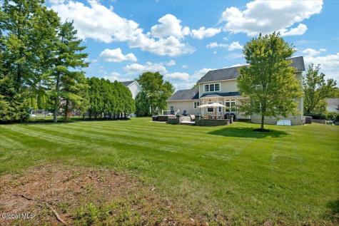 18 Tipperary Way Ballston Lake NY 12019