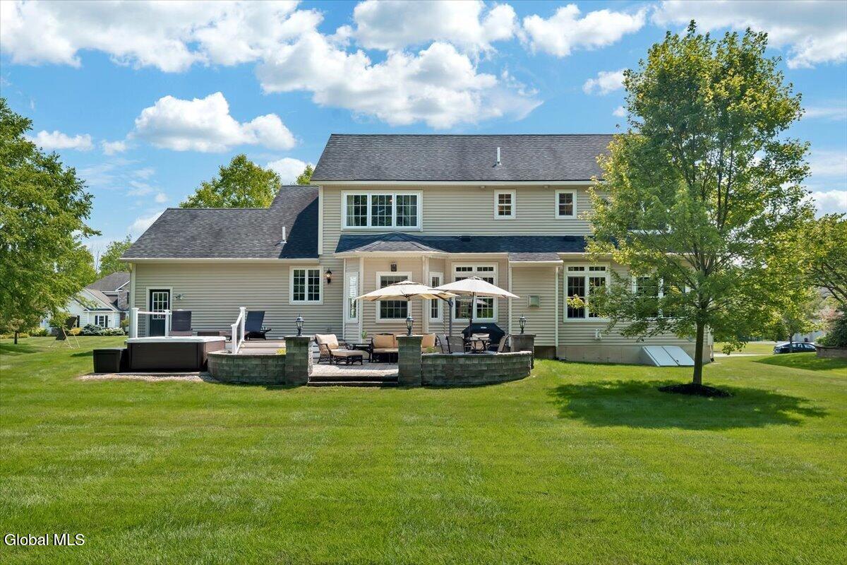 18 Tipperary Way Ballston Lake NY 12019