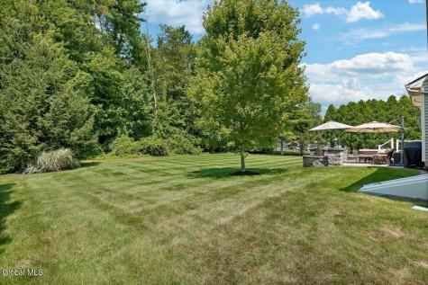 18 Tipperary Way Ballston Lake NY 12019