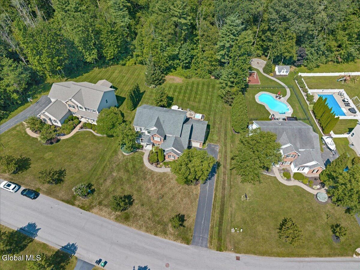 18 Tipperary Way Ballston Lake NY 12019