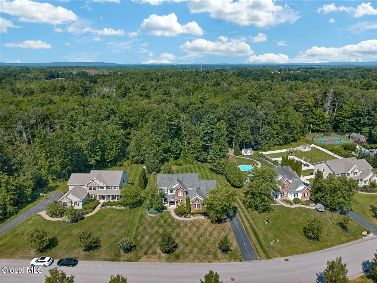 18 Tipperary Way Ballston Lake NY 12019