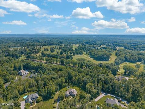 18 Tipperary Way Ballston Lake NY 12019