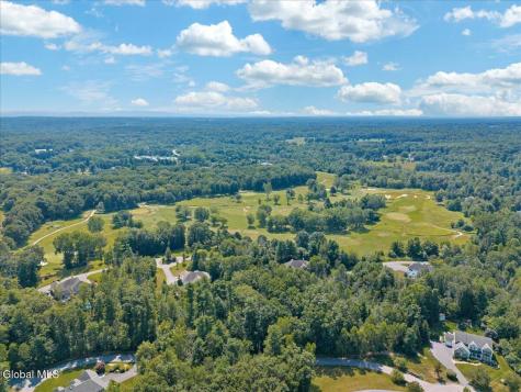 18 Tipperary Way Ballston Lake NY 12019