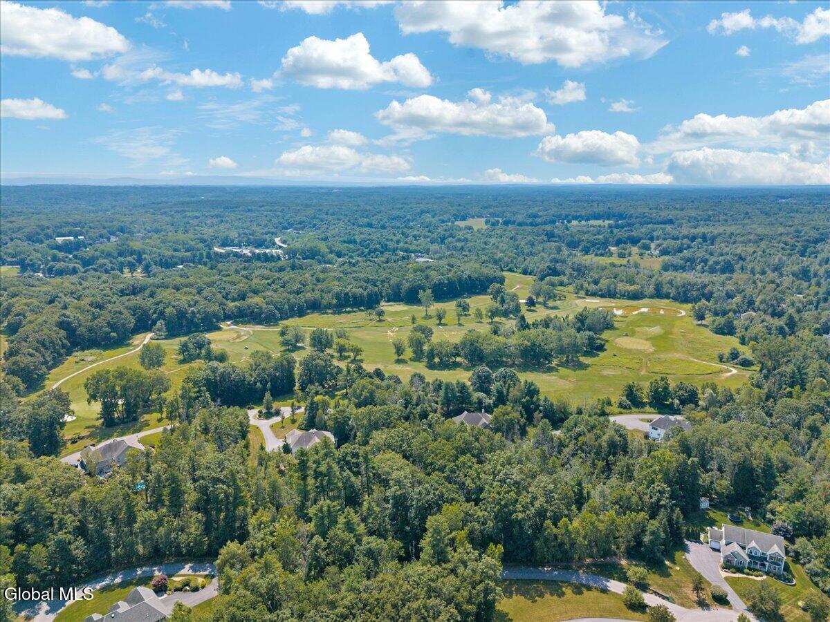 18 Tipperary Way Ballston Lake NY 12019