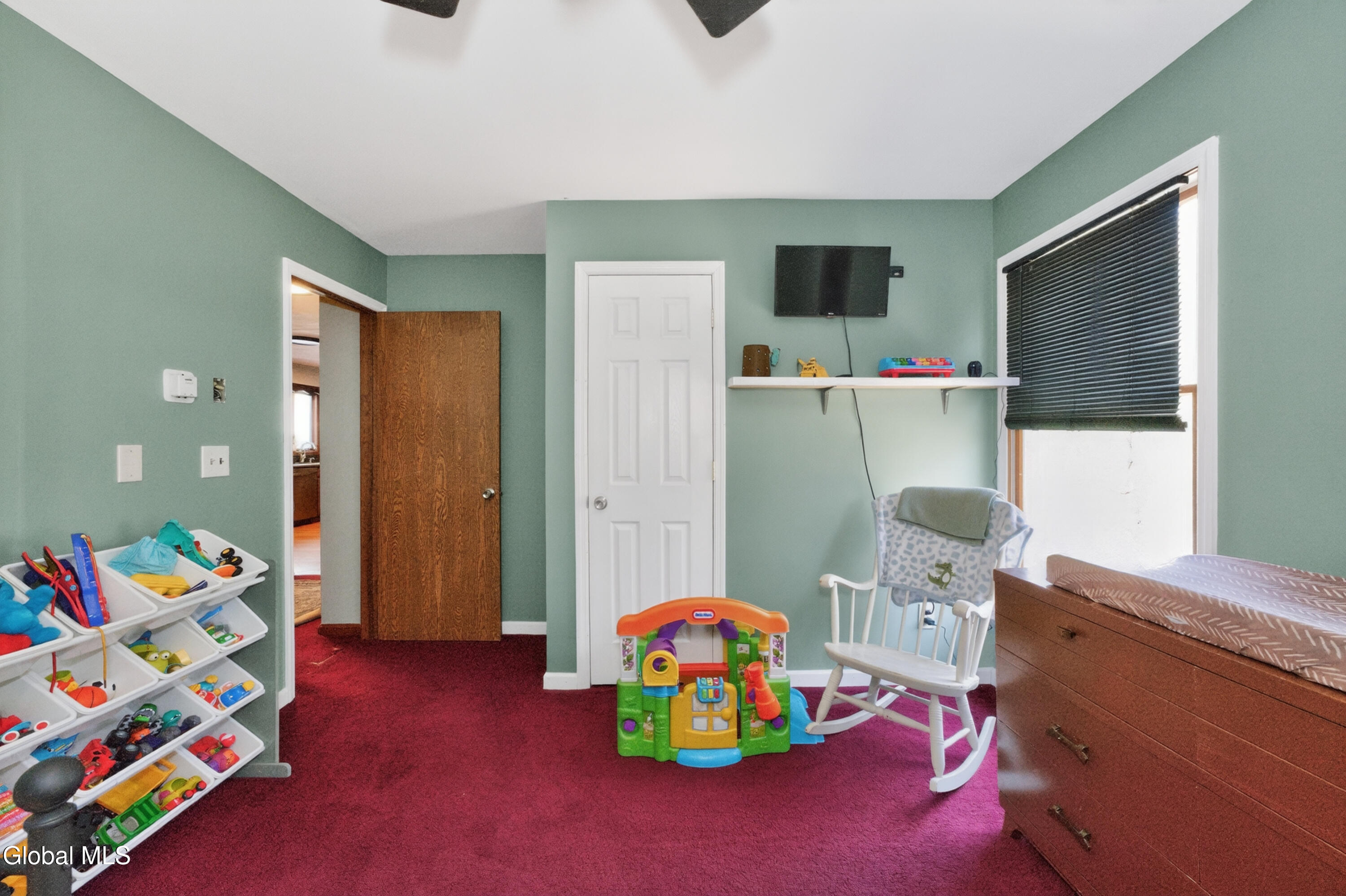 198 2nd Dyke Road Averill Park NY 12018