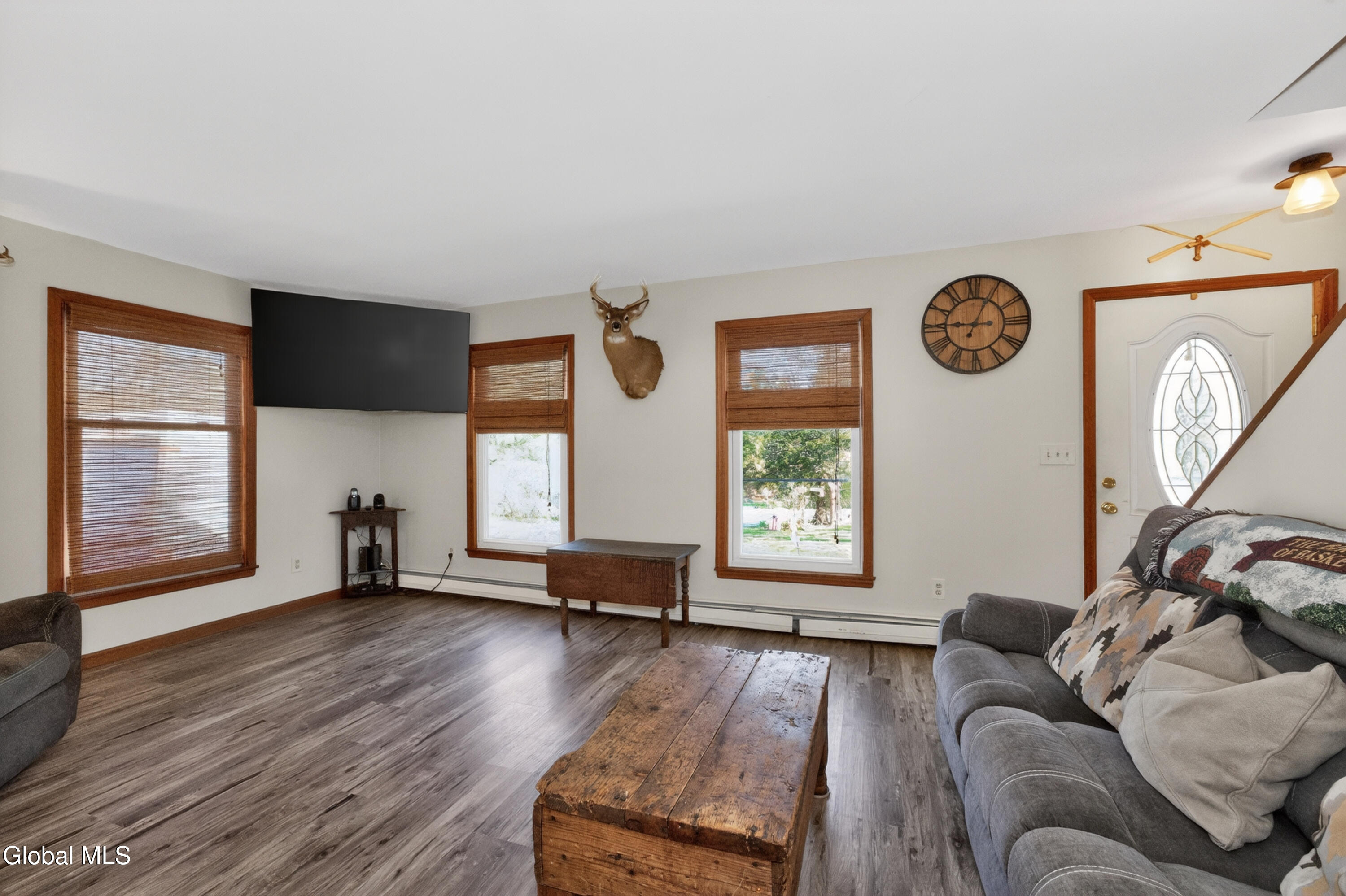198 2nd Dyke Road Averill Park NY 12018