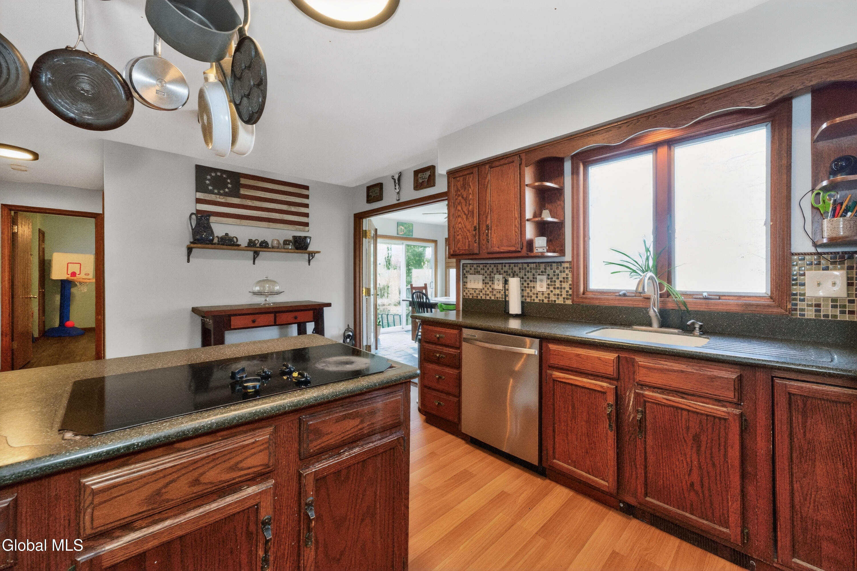 198 2nd Dyke Road Averill Park NY 12018