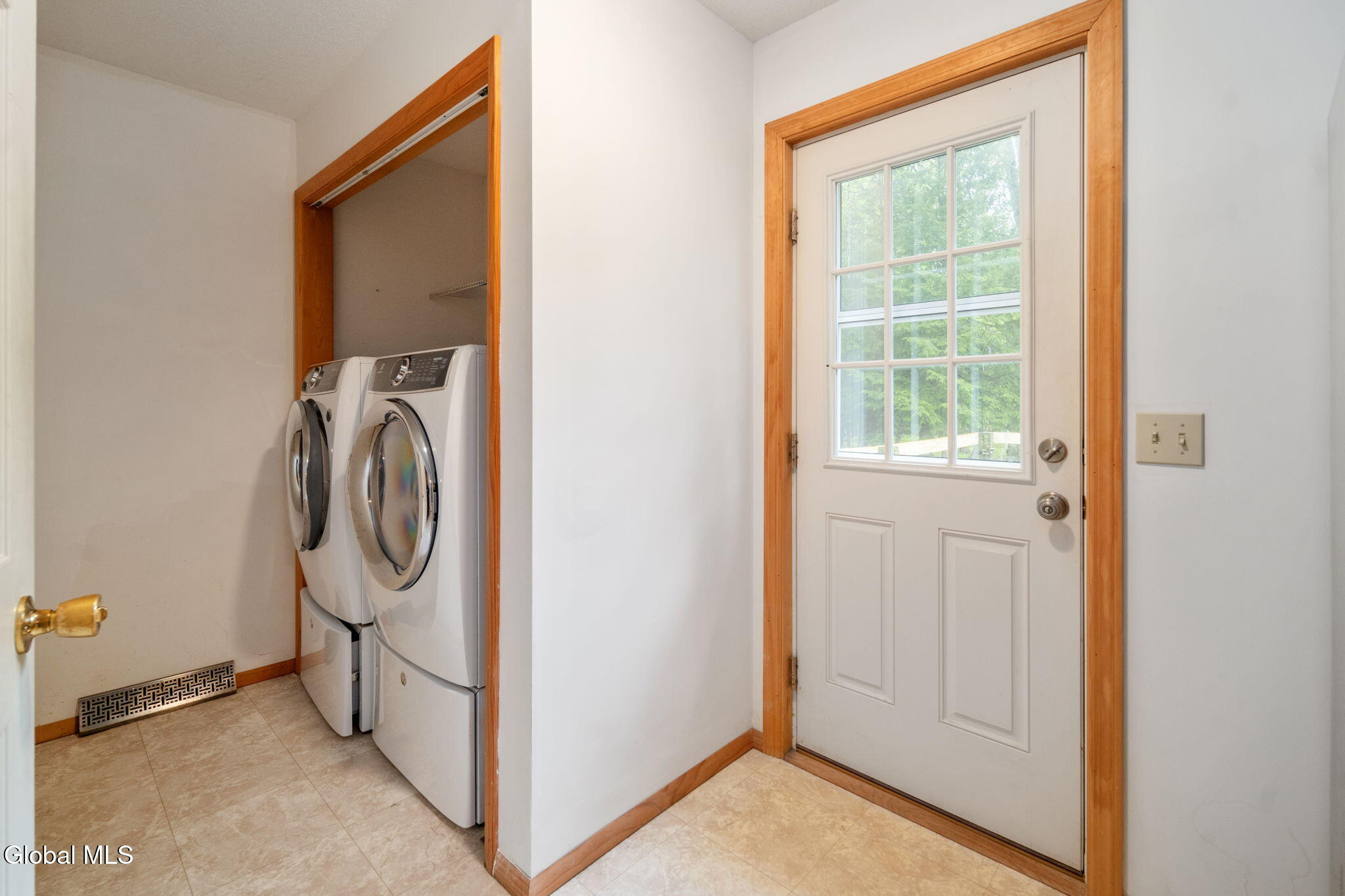 1129 Meadowdale Road Altamont NY 12009