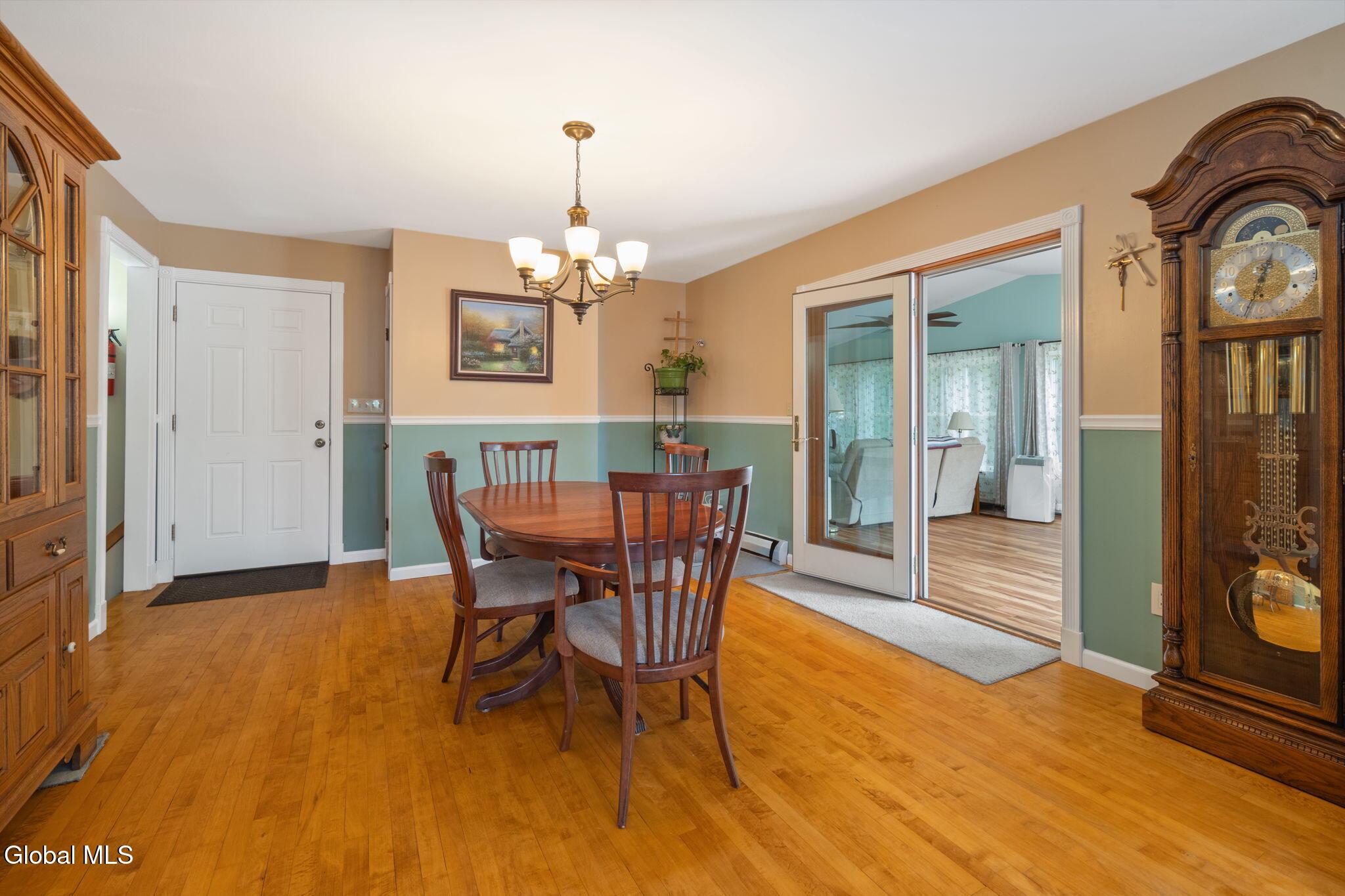 407 Hidley Road Wynantskill NY 12198