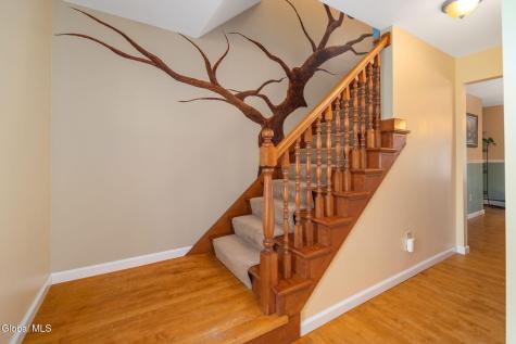 407 Hidley Road Wynantskill NY 12198