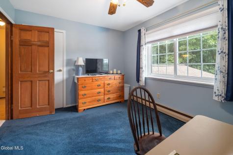 407 Hidley Road Wynantskill NY 12198