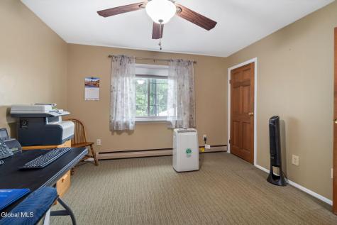 407 Hidley Road Wynantskill NY 12198