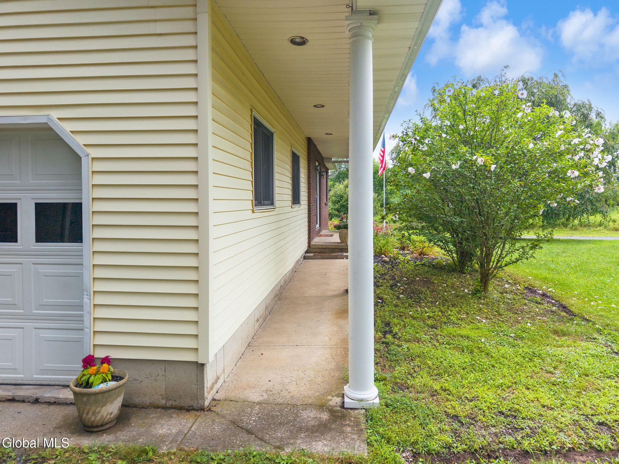 407 Hidley Road Wynantskill NY 12198