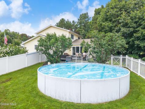 407 Hidley Road Wynantskill NY 12198