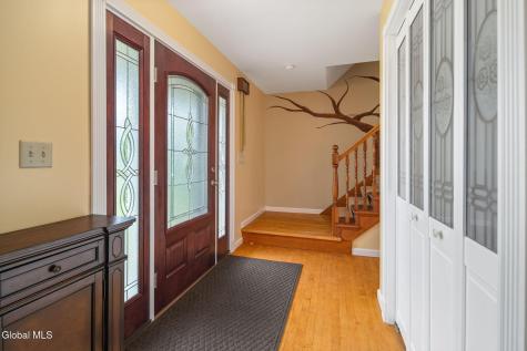 407 Hidley Road Wynantskill NY 12198