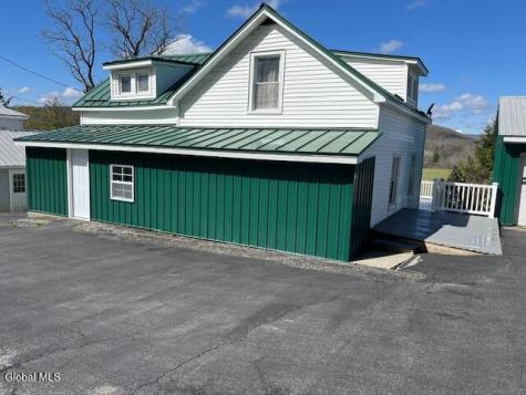 6071 State Route 10 Cobleskill NY 12043