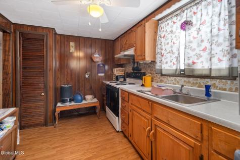 6071 State Route 10 Cobleskill NY 12043