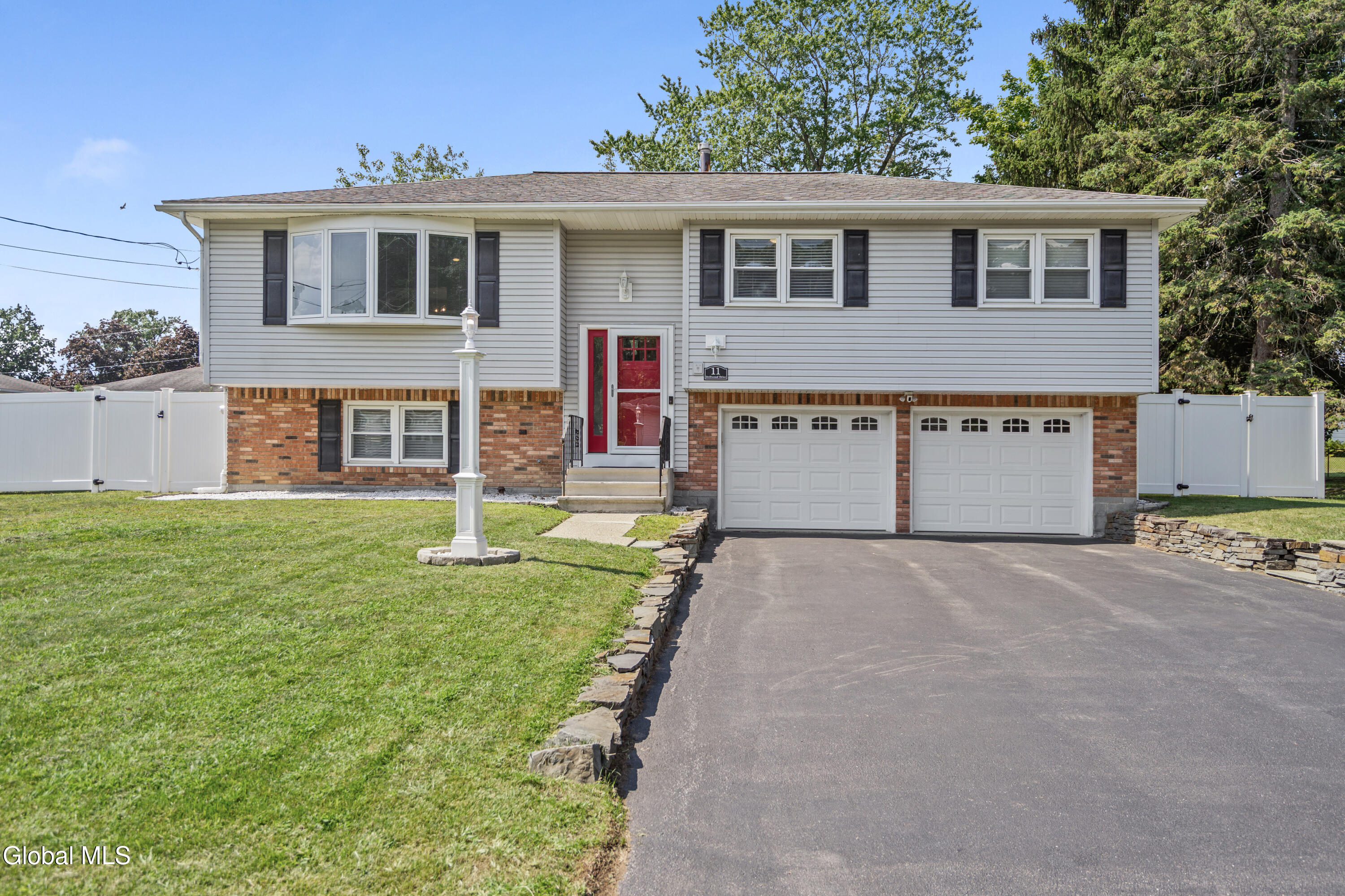 11 Driftwood Drive Albany NY 12205