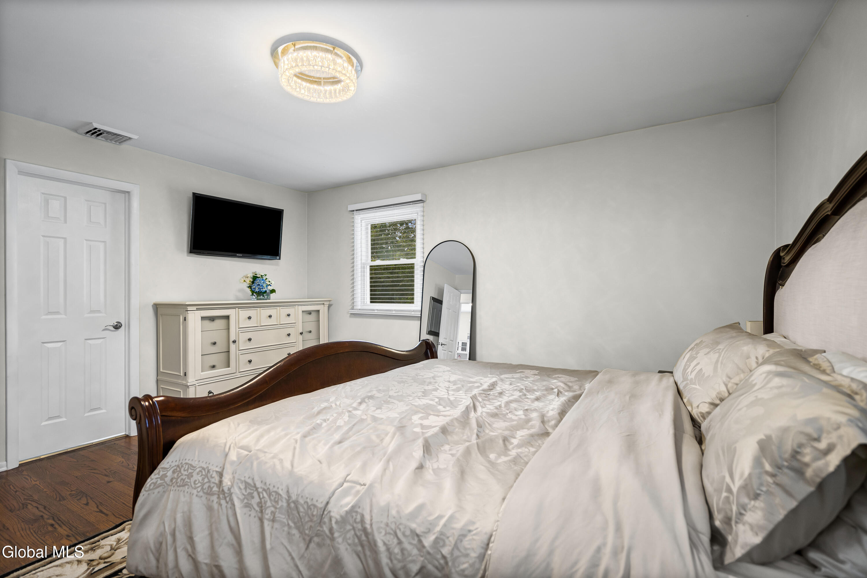 11 Driftwood Drive Albany NY 12205