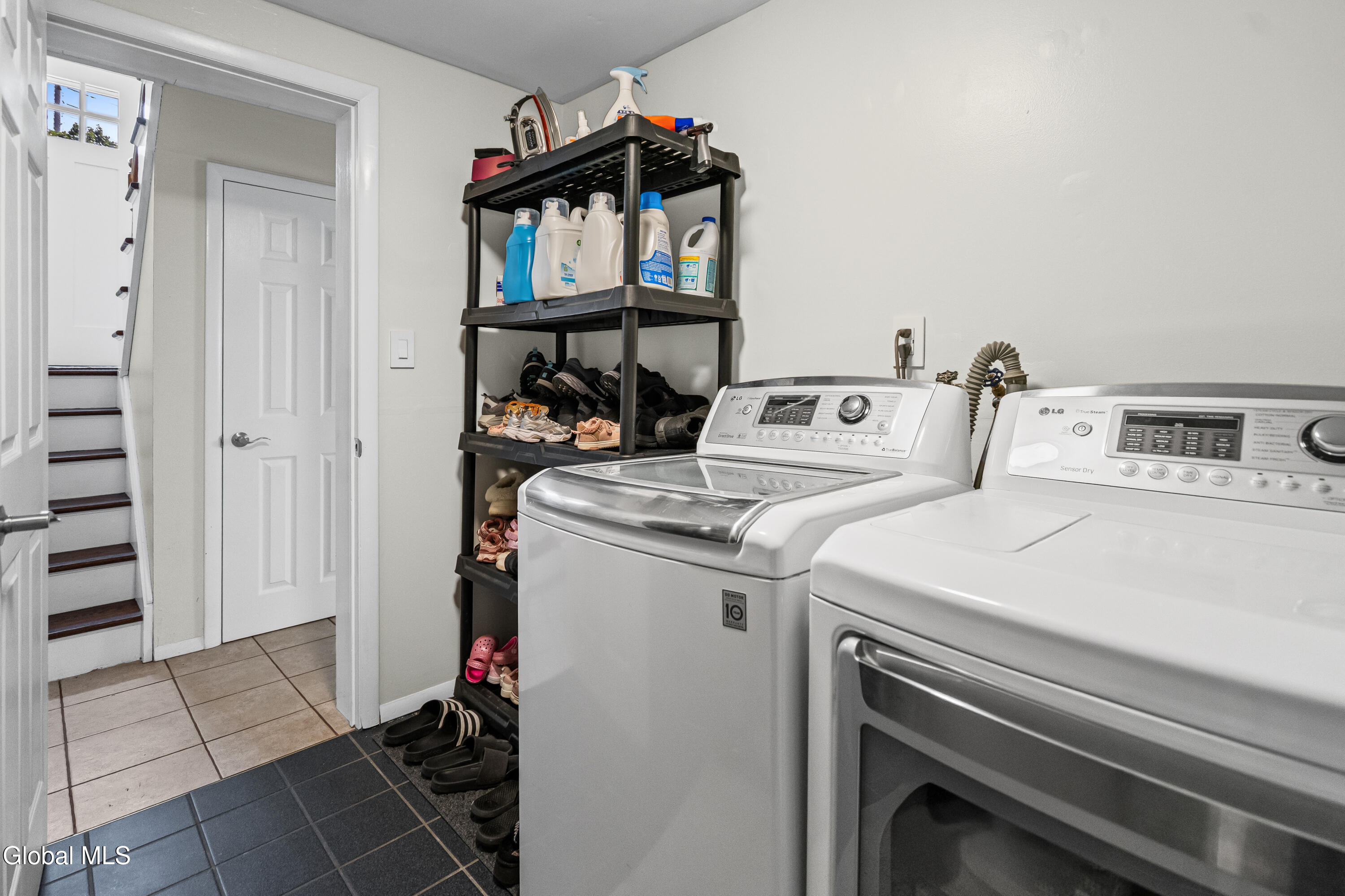 11 Driftwood Drive Albany NY 12205