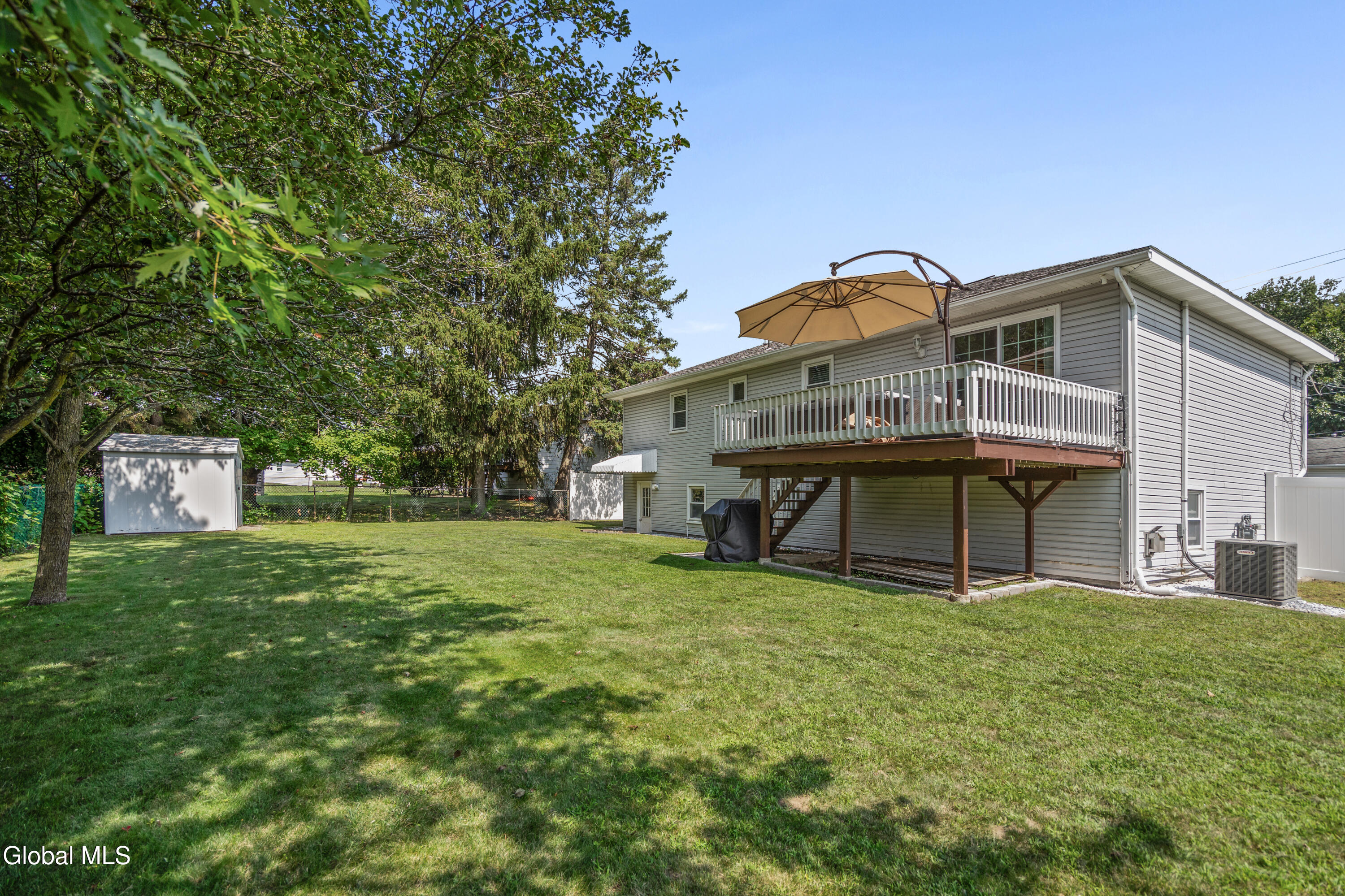 11 Driftwood Drive Albany NY 12205