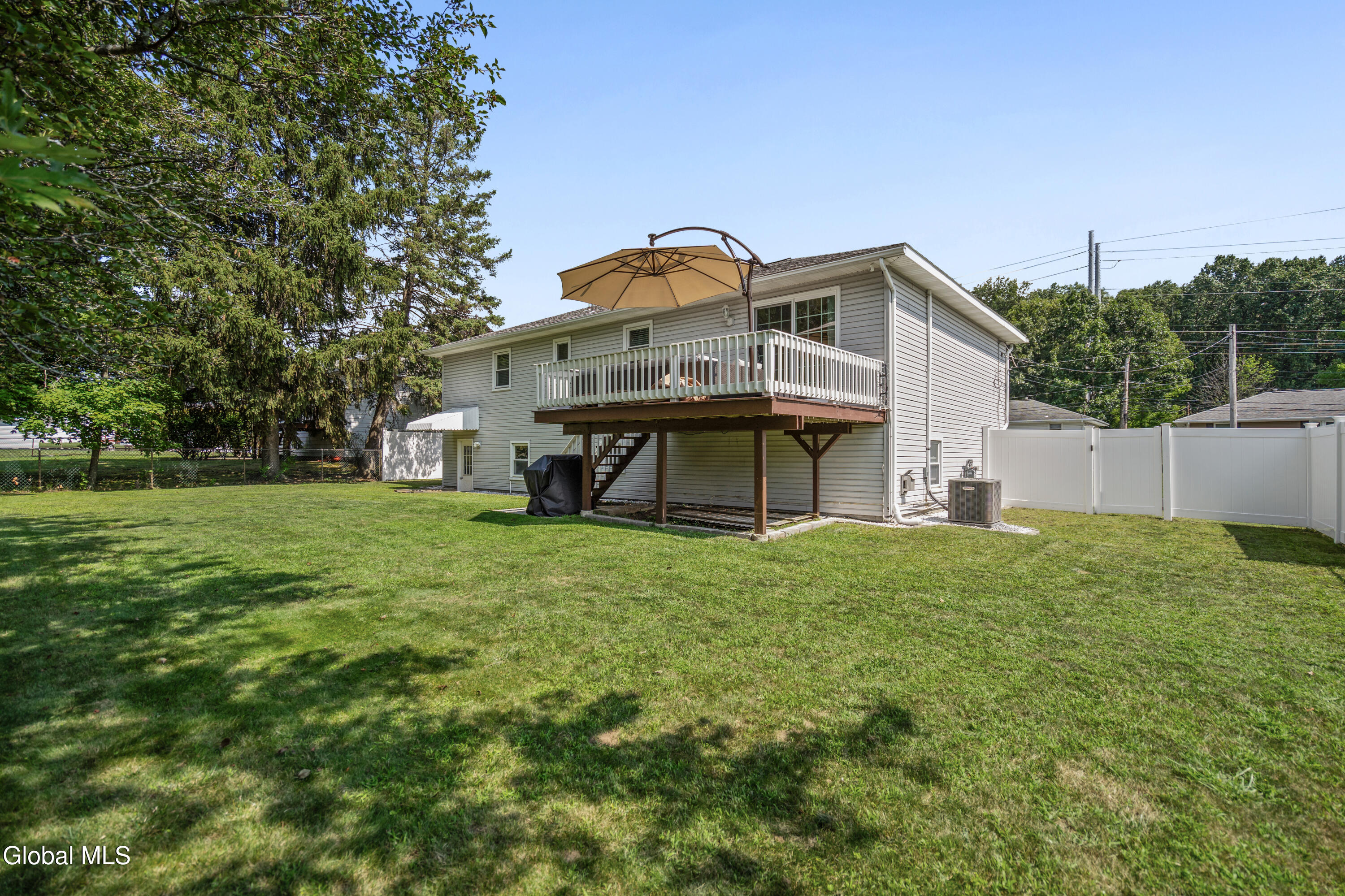11 Driftwood Drive Albany NY 12205